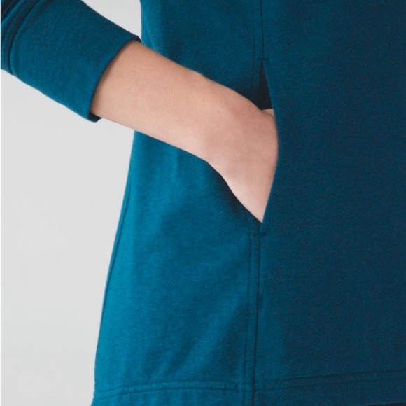 Lululemon Coast Wrap II - Picture 4 of 11